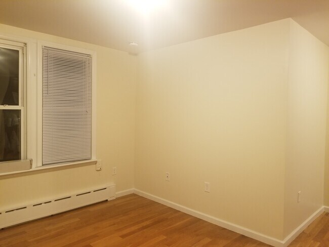 Living room - 7512 67th Dr
