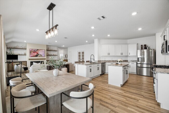 Foto del edificio - 7511 Greenbriar Cayon Ln