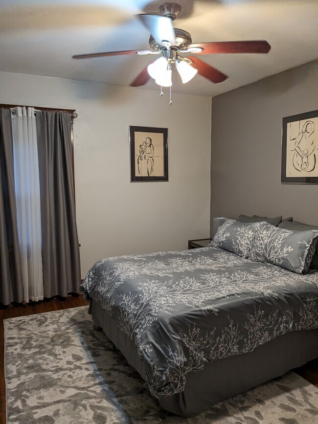 Furnished/unfurnished bedroom - 606 Altamont Rd