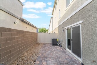 Building Photo - 6858 Truffle Gray St