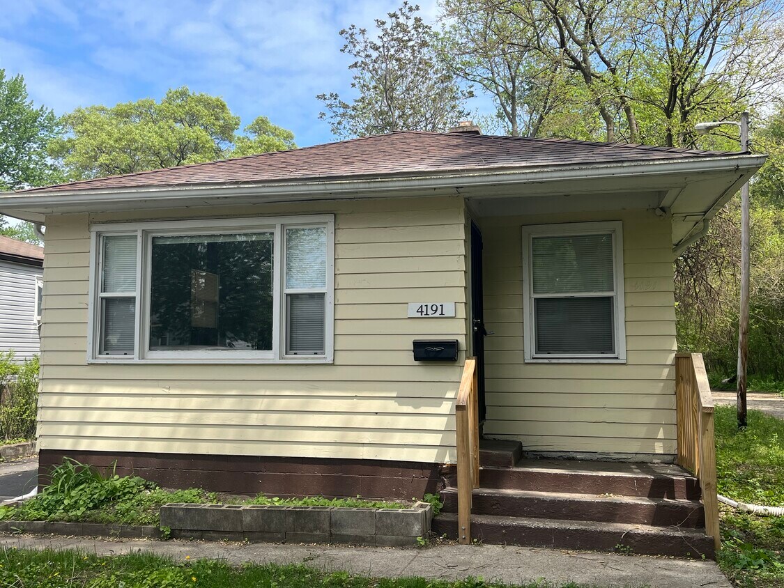 Foto principal - 4191 Pierce St