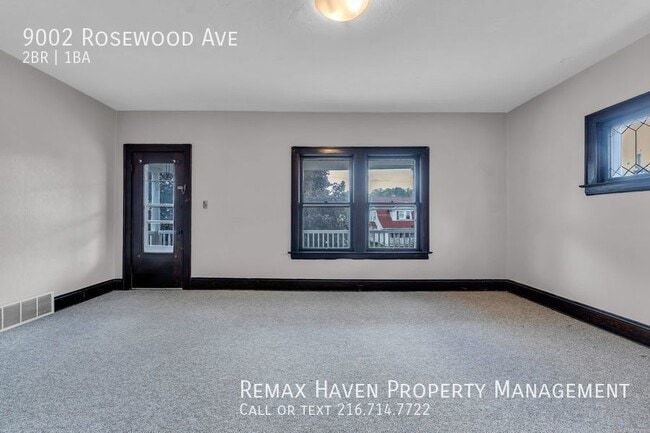 Building Photo - 9002 Rosewood Ave Up Cleveland  - Spacious...