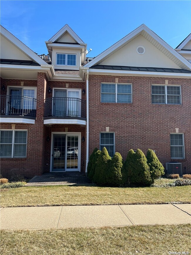 Building Photo - 30 Portico Pl