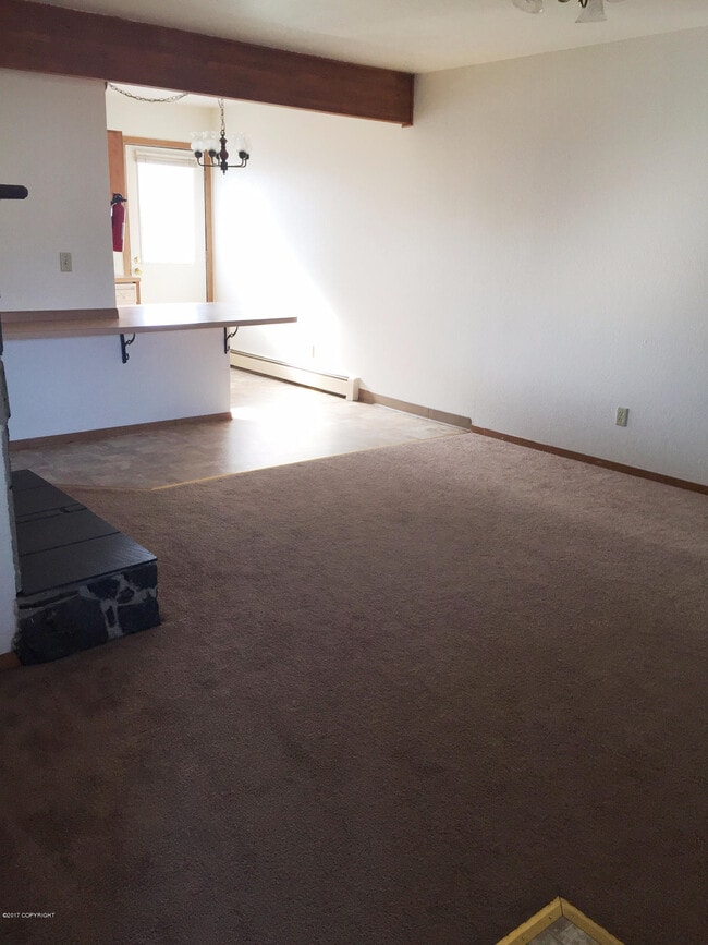 Building Photo - 1400 Carolyn Cir