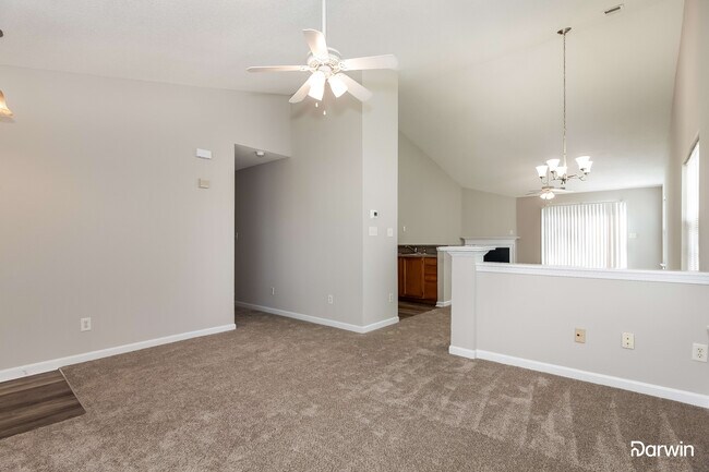 Foto del edificio - 11131 Northwoods Forest Dr, Charlotte, NC ...