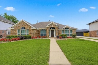 Building Photo - 1722 Pecan Crossing Dr