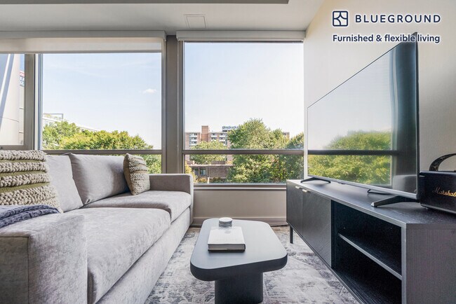 Foto del edificio - 301 M St SW