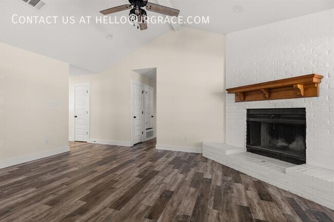 Foto del edificio - 740 N League Ranch Rd