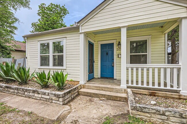 Foto del edificio - 3002 Lafayette Ave