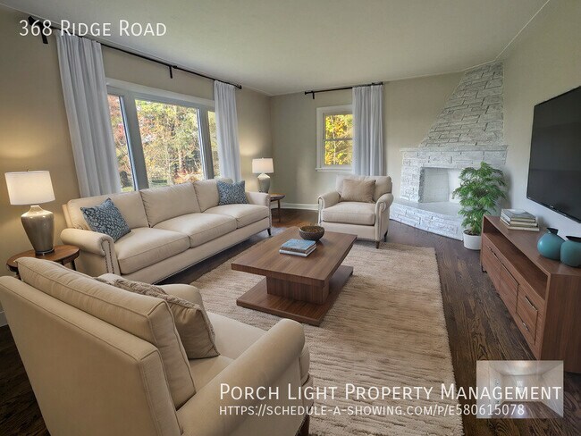 Photo du bâtiment - Newly renovated country home with large garage sitting on 10 acres