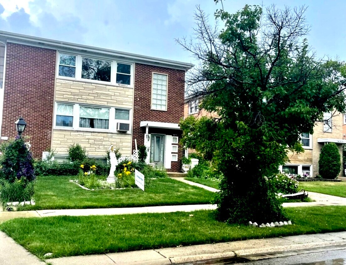 Primary Photo - 8053 W Churchill Ave
