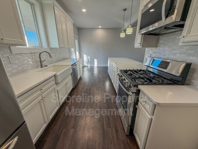 Foto del edificio - 18165 N Midland Blvd