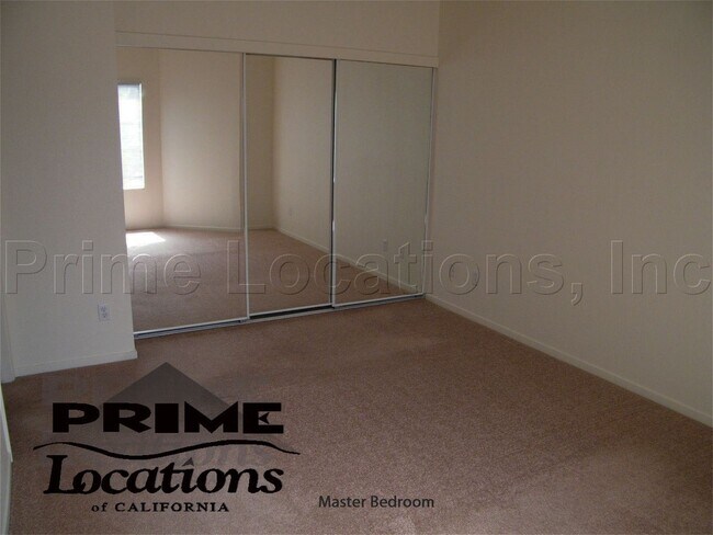 Building Photo - Best value 2 bedroom Rocklin condo