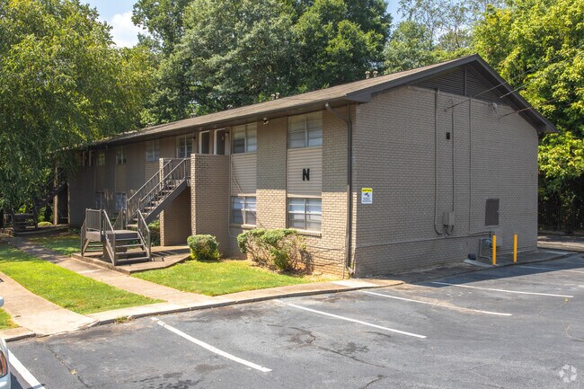 Brookfield Apartments East Point Ga Apartments Com