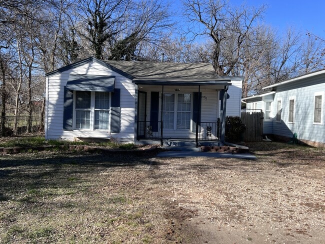 Photo - 507 E Symmes St House