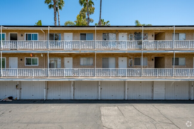 Vista alternativa del edificio - San Clemente Beachwalk
