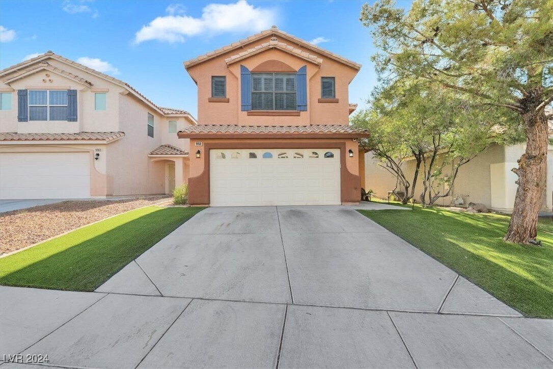Foto principal - 9959 Lorian St