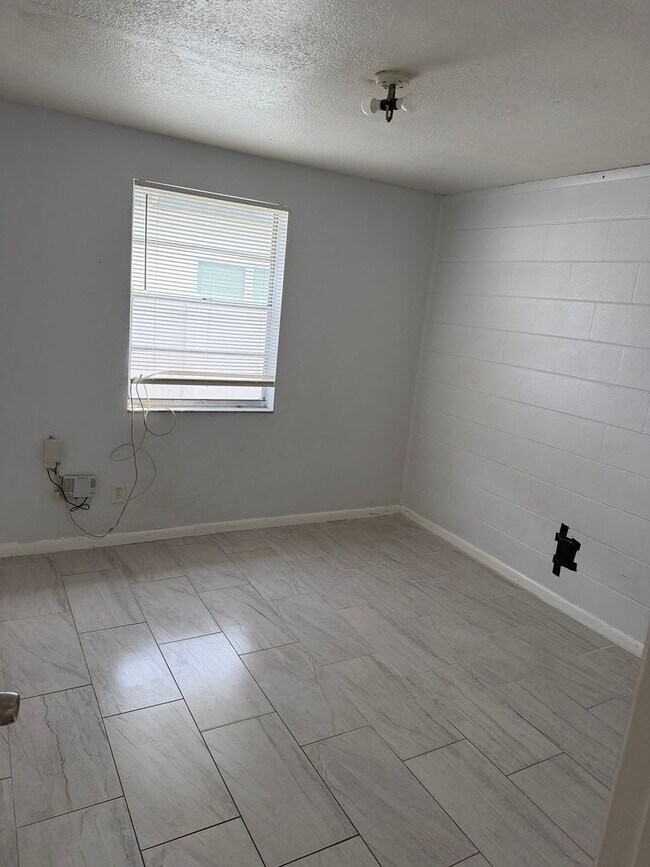 Foto del edificio - 8105 N Klondyke St