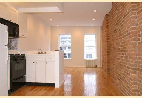 Foto principal - 415 E 72nd St