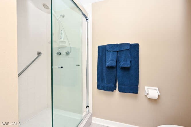 Foto principal - 215 Cypress Way E