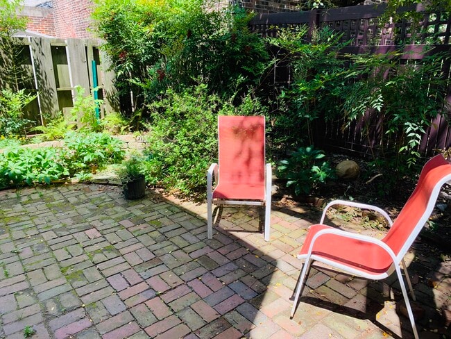 Big Backyard - 305 N 37th St