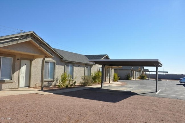 Building Photo - 15650 S Sunland Gin Rd