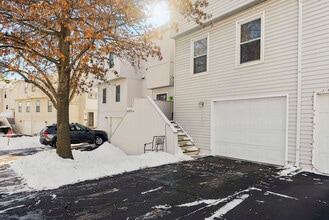 Building Photo - 8655 W 109th St