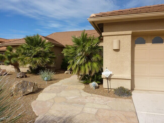 Foto del edificio - 38006 S Desert Highland Dr