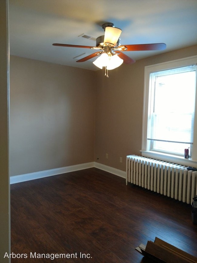 Building Photo - 5200 Brightwood Rd