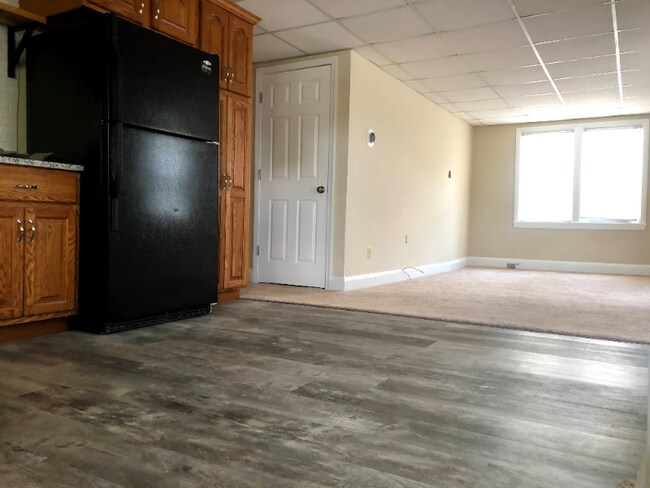 Foto del edificio - 13 Kemper Ave