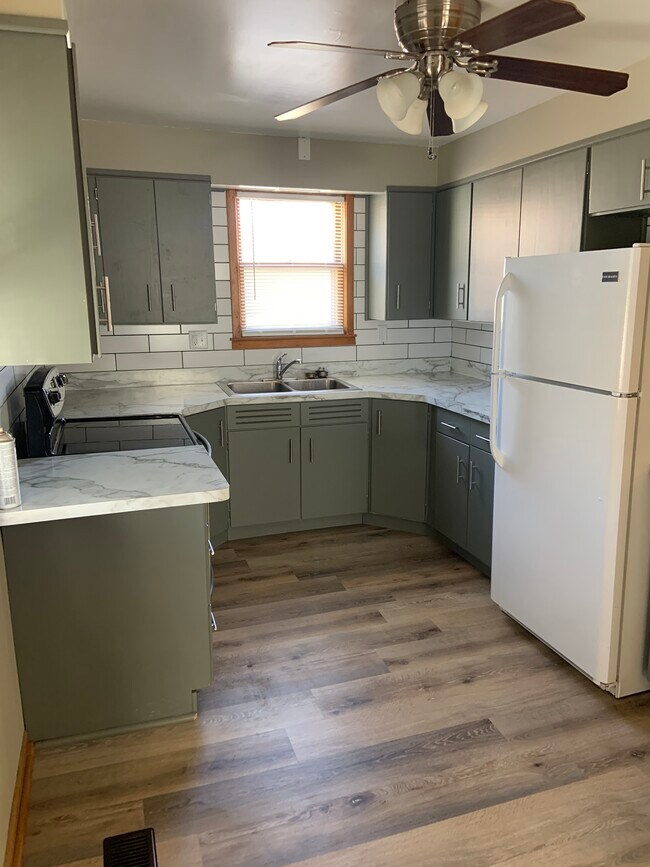 Kitchen - 1410 10th St S