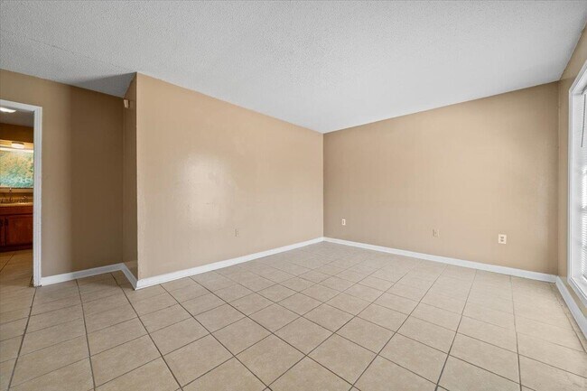 Foto del edificio - 734 Archie Dr