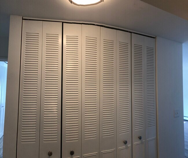 Foto del edificio - 3523 Central Rd