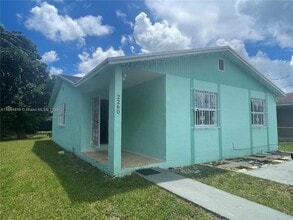 Building Photo - 2260 NW 61st St