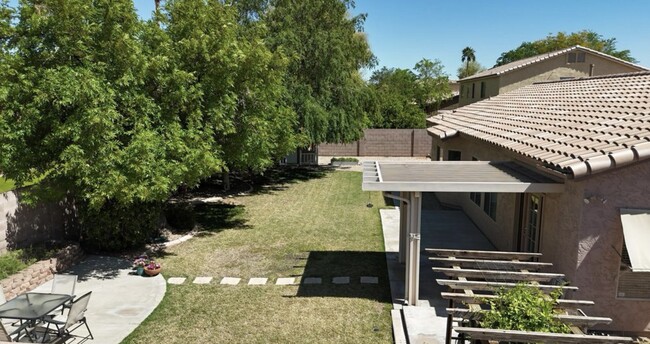 Foto del edificio - 1062 E Canyon Way