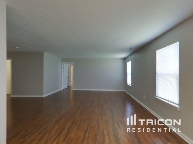 Building Photo - 8170 Dartmoth Ln