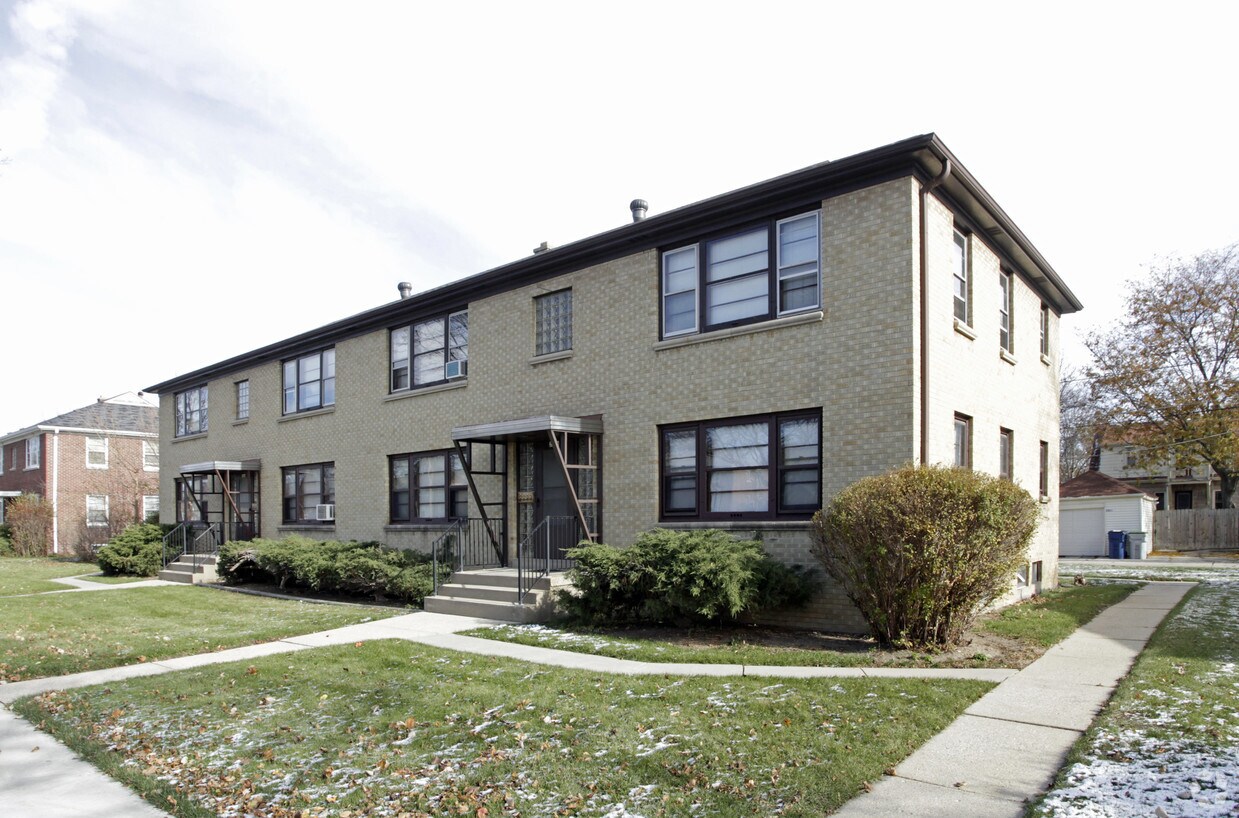 Foto principal - 2820-2828 N 76th St