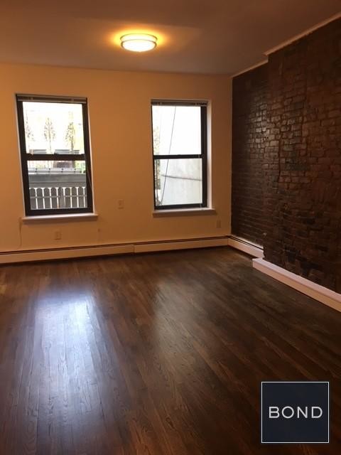 Primary Photo - 517 3rd Ave