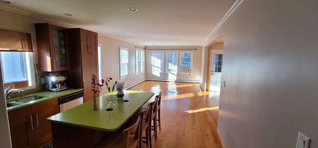 Foto del edificio - 30-32 Freeman Ave