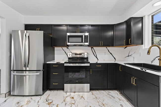 Foto del edificio - 8596 Sheridan Ct