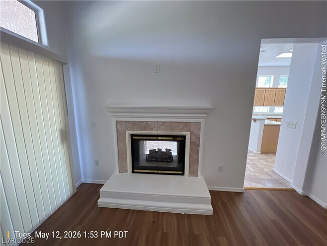 Building Photo - 2700 Vista Butte Dr