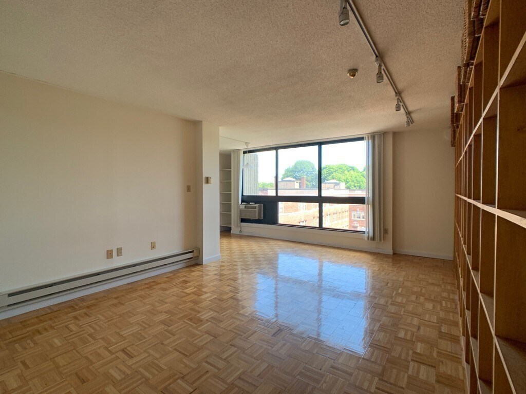 Foto principal - 45 Trowbridge St