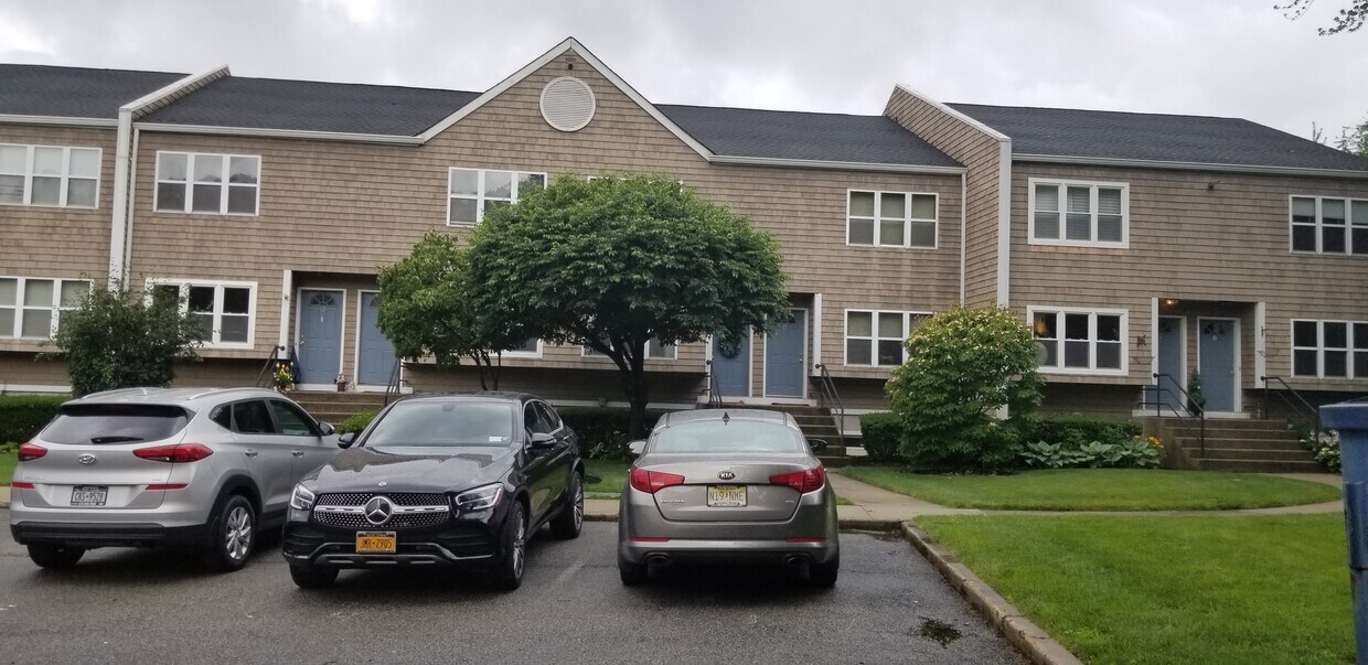 Foto principal - 40 Herb Hill Rd