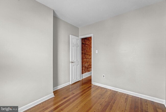 Building Photo - 1613 Laurel St