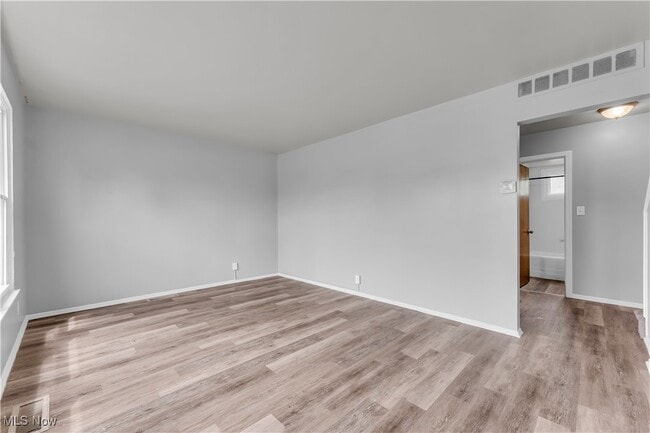 Building Photo - 17401 Wayne Dr