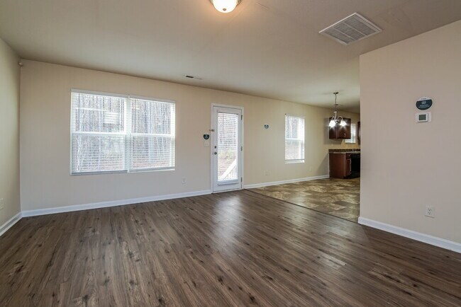 Building Photo - 12 Gold Rush Ct