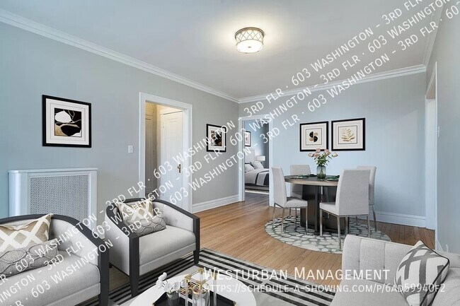 Building Photo - Large, Sunny, Top Floor Condo