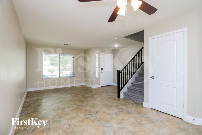 Foto del edificio - 29110 N Rosewood Dr