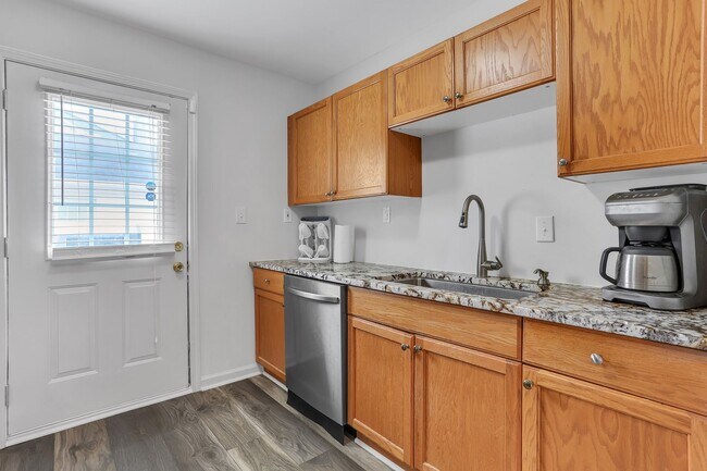 Building Photo - Brookhaven’s Most Desirable Neighborhood