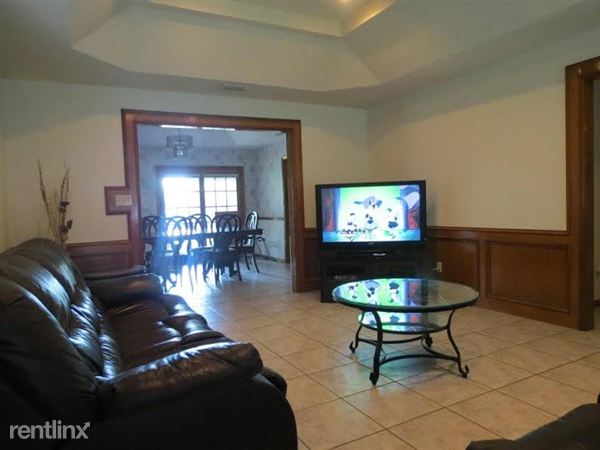 Fotografía del edificio - 5808 N 14 1/2 St
